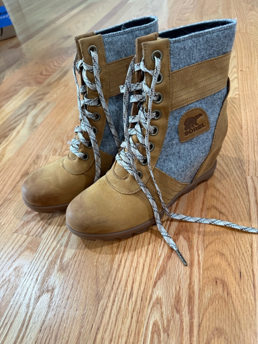 Sorel Women's Tan and Gray Lace-Up Wedge Boots